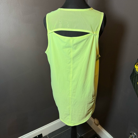 Lululemon Neon Green Open Back Tank | Mesh Panel Sleeveless Top - Picture 7 of 7